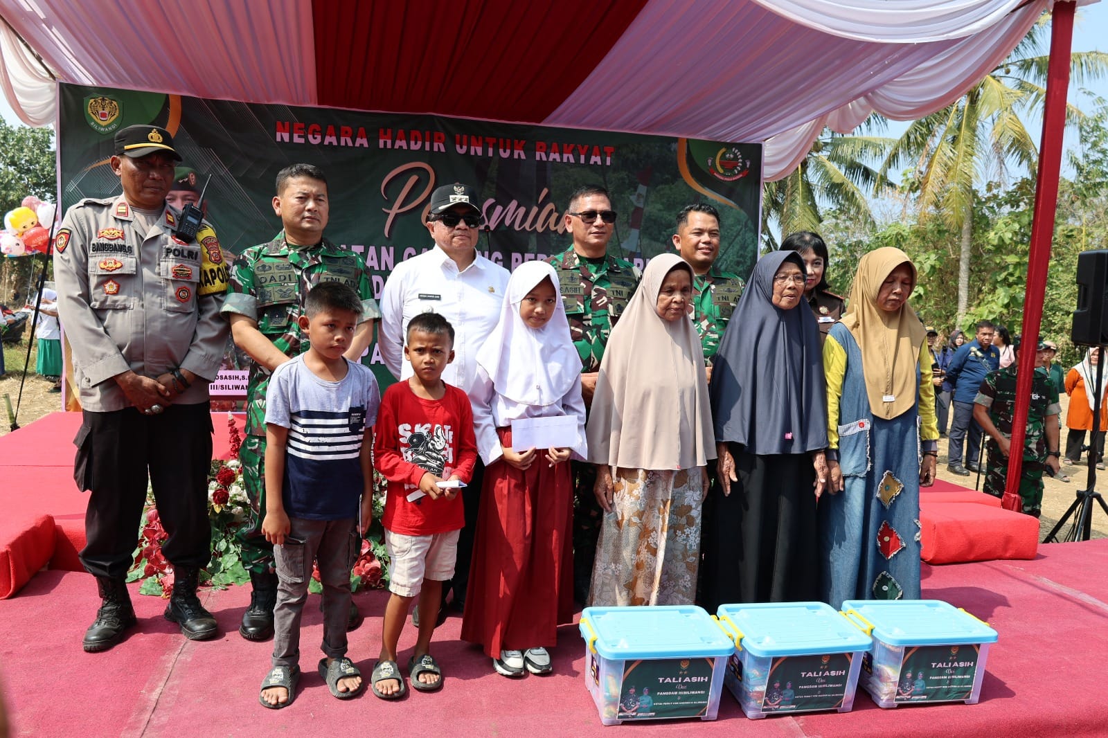 Warga Pameungpeuk Garut Kini Tak Perlu Mutar 3 Kilometer, Jembatan Gantung Garuda Pangkas Waktu Tempuh