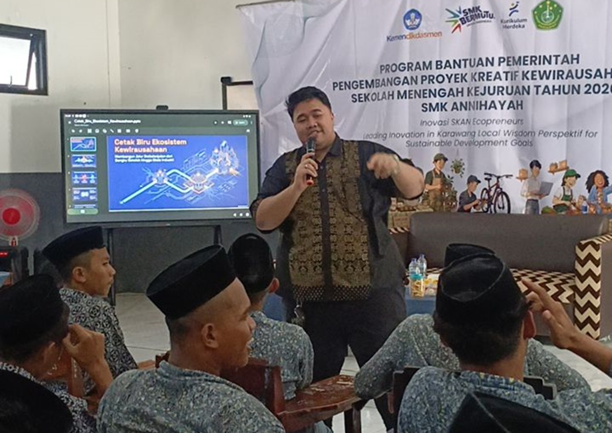 FSE UTN Edukasi Kewirausahaan Santri di Ponpes Annihayah