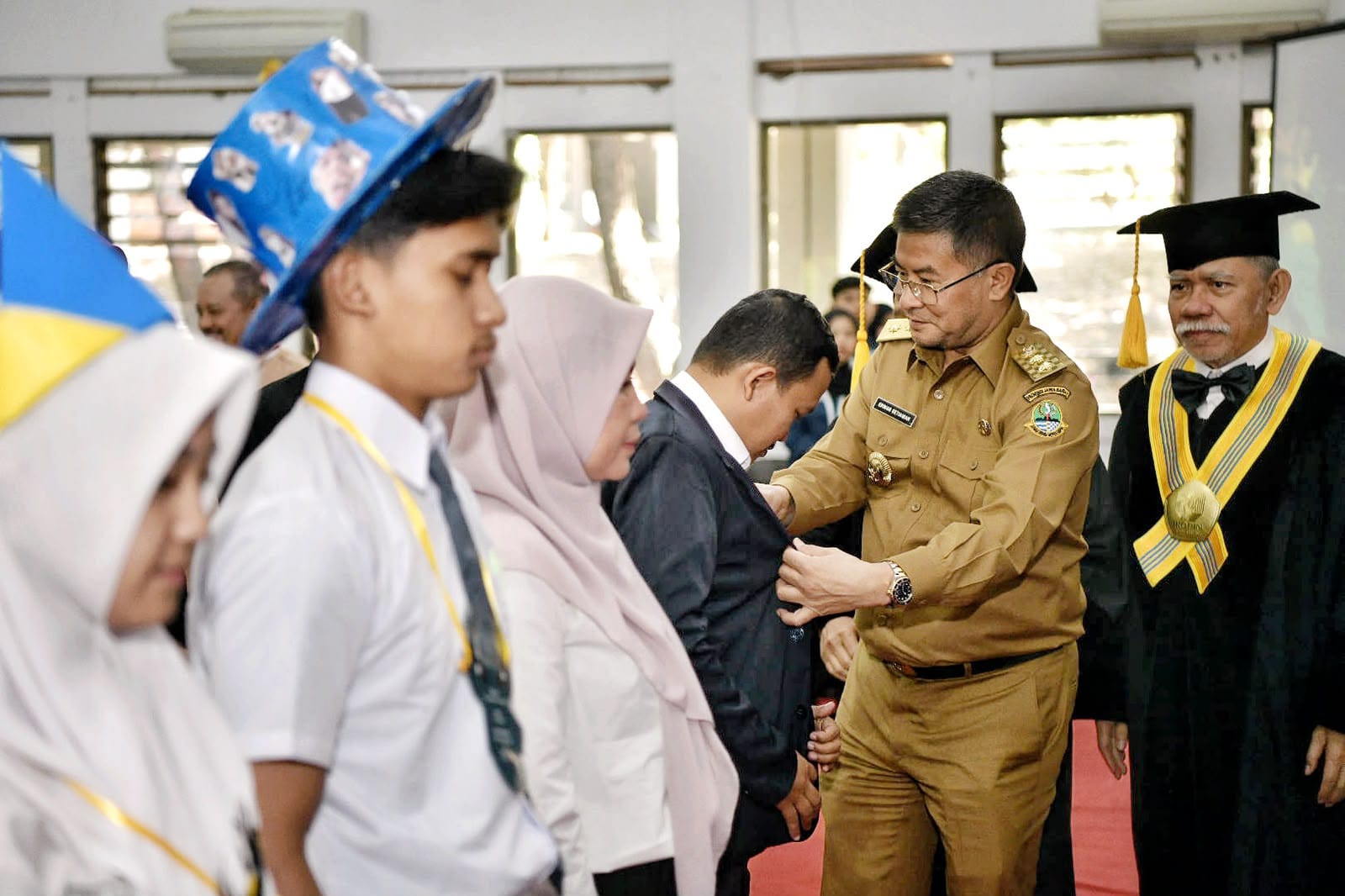 Wagub Erwan Dorong Mahasiswa Baru IKOPIN Jaga Eksistensi Koperasi