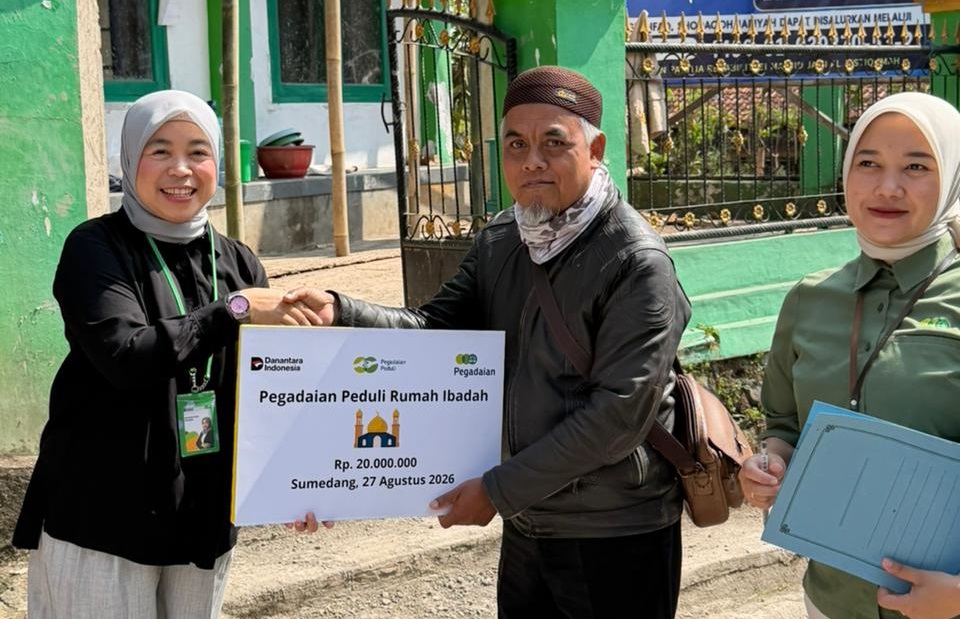 PT Pegadaian (Persero) Kanwil X Jawa Barat Salurkan Bantuan melalui Program “Pegadaian Peduli Rumah Ibadah”