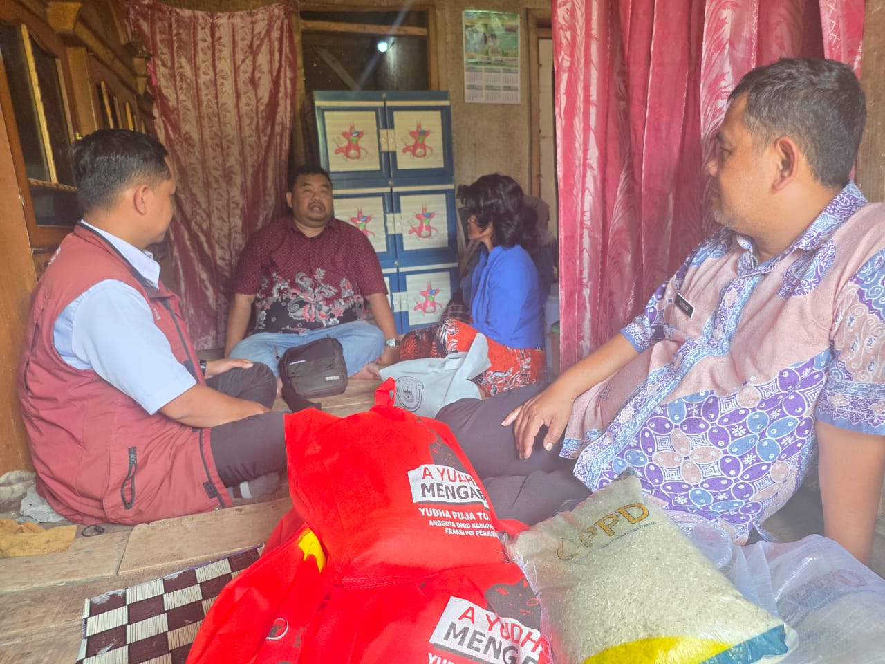 Rumah Nyaris Ambruk, Anggota DPRD Garut Dorong Pemkab Bantu Ibu Wati Janda Disabilitas