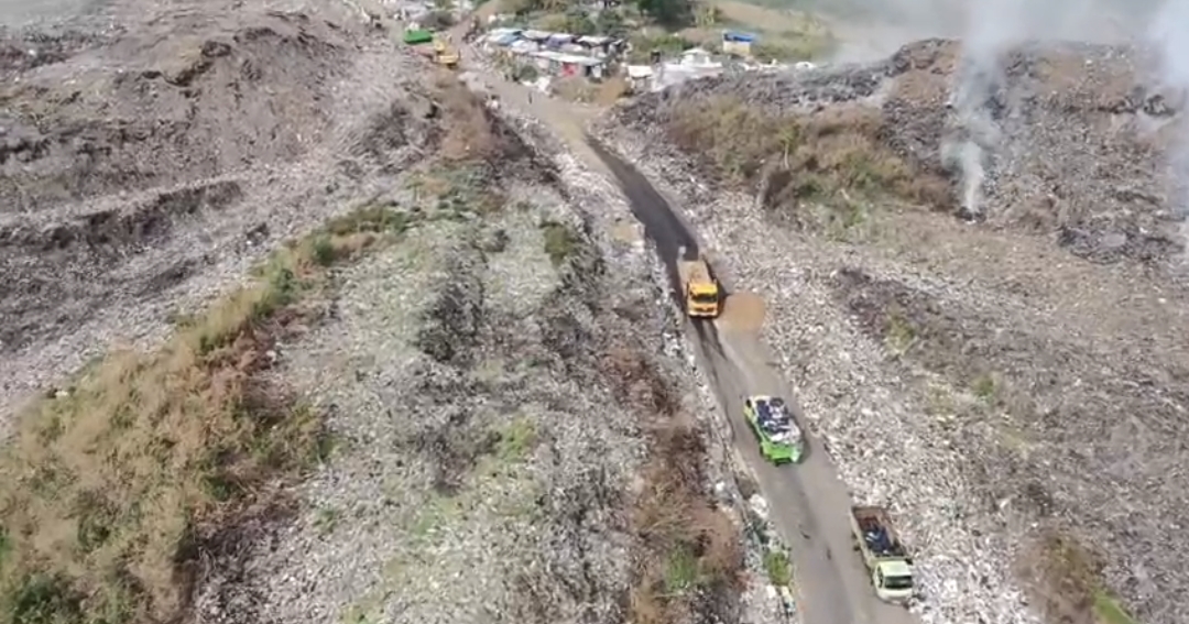 TPA Pasir Bajing Masih Open Dumping, Sampah Menggunung di Garut: UU Sudah Melarang Sejak Lama