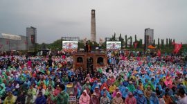 Ribuan orang meriahkan Riksa Budaya Jawa Barat Tahun 2024 Wilayah Budaya Priangan yang digelar di Jatiwangi Square, Kabupaten Majalengka.