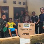 Berkah Hari Juang TNI AD, Mak Edah dan Mang Ba’en Kini Punya Kursi Roda