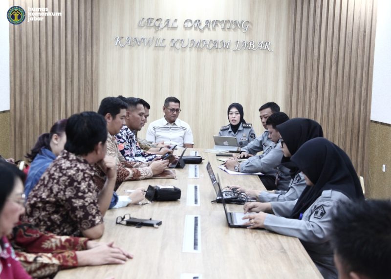 Kemenkum Jabar fasilitas rapat mediasi DPRD Kota Bekasi bahas BPRS Patriot 