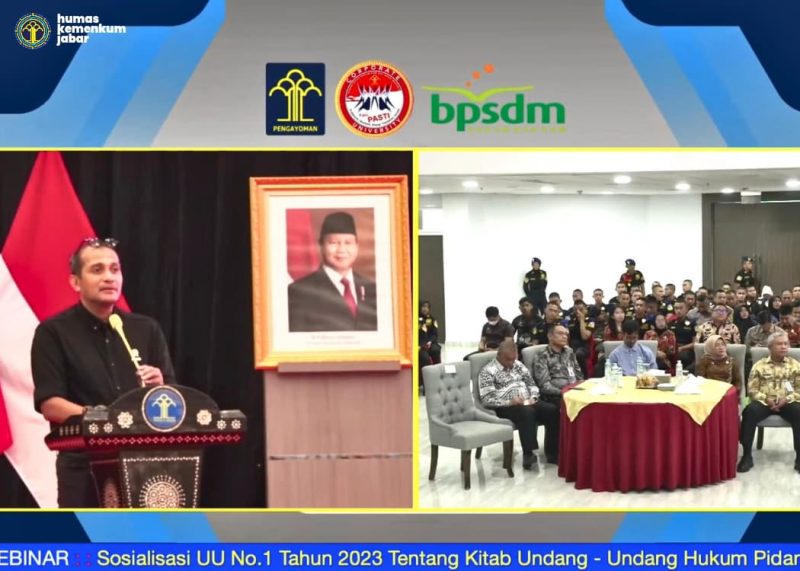 Wakil Menteri Hukum RI, Prof. Dr. Edward Omar Sharif Hiareij menjadi narasumber sosialisasi KUHP baru 