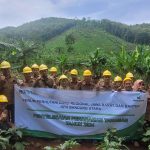 Perhutani Bersama Masyarakat Lakukan Penanaman Pohon Bersama di Cipeundeuy