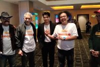 Film komedi petualangan mahasiswa rantau berjudul 