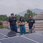 Sedekah Energi dari MOSAIC Latih Warga dan Santri Pondok Pesantren Mampu Kelola Panel Surya Secara Mandiri