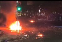 Aksi tolak Undang-undang TNI di Kota Bandung berakhir ricuh.