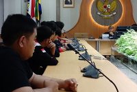 Aktivis Anak Bangsa saat audensi dengan pimpinan DPRD Kota Bandung 