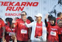 Meriah, ribuan pelari ikuti Soekarno Historical Fun Run dalam rangka peringatan Bulan Bung Karno.
