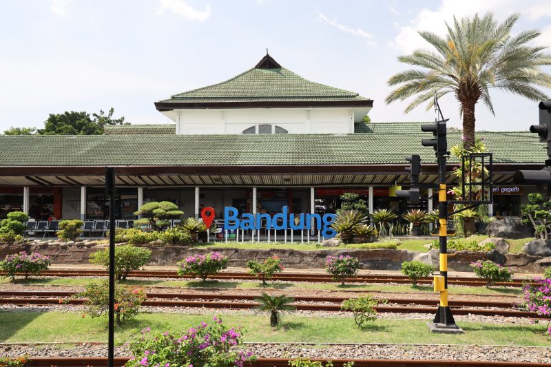 Stasiun Bandung,Daop 2 Bandung.