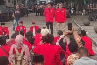 Kongres XXII Gerakan Mahasiswa Nasional Indonesia (GMNI) di samping Gedung Merdeka,Kota Bandung.
