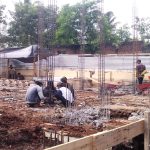 Diduga Abaikan K3, Pekerja Proyek Pembangunan Kantor Kecamatan Kersamanah Garut Bekerja Tanpa APD