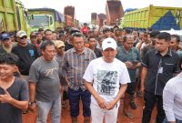 KDM tegaskan larangan truk ODOL berlaku mulai 2 Januari 2026.