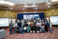 Wakil Ketua DPRD Jabar,MQ Iswara saat Poto bersama dengan Jurnalis Hukum Bandung (JHB) di Hotel Horison,Jalan Pelajar Pejuang,Kota Bandung/Jumat (10/10/2025).
