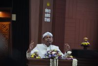 Gubernur Jawa Barat Dedi Mulyadi saat menghadiri Peringatan Hari Jadi ke-24 Kota Tasikmalaya, di Ruang Rapat Paripurna DPRD Kota Tasikmalaya, Jalan R.E. Martadinata, Jumat (17/10/2025).