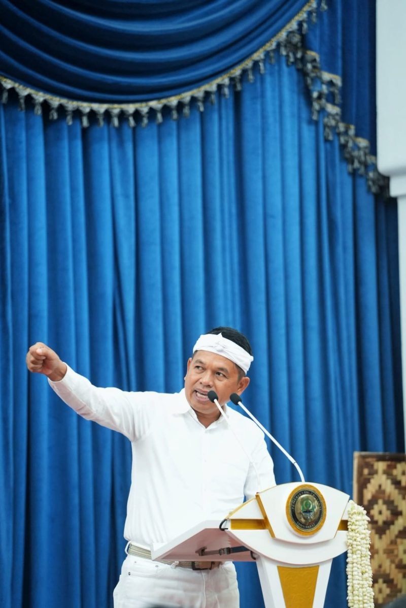 Dedi Mulyadi, Gubernur Jawa Barat.