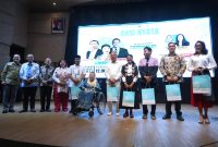 Gubernur Jawa Barat,Dedi Mulyadi menghadiri dialog Toleransi dan Perdamaian di Makara Art Center, Universitas Indonesia, Depok, Selasa (21/10/2025).