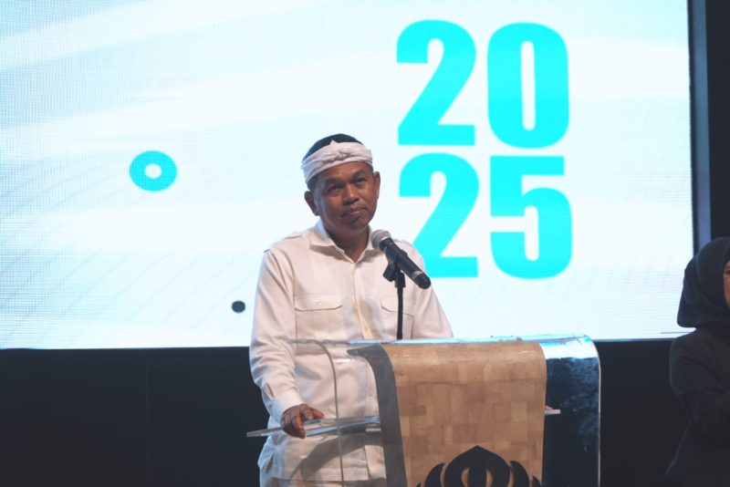 Dedi Mulyadi, Gubernur Jawa Barat.