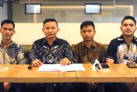 Tim kuasa hukum beberkan kejanggalan penetapan 5 tersangka di Cimahi.