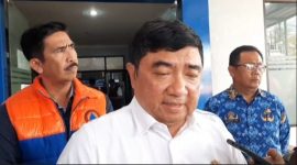 Bupati Garut, Abdusy Syakur Amin saat memberikan keterangan kepada awak media. Rabu (01/10/2025) siang.