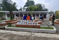 KAI Daop 2 Bandung tingkatkan ketertiban pelayanan di Stasiun dengan sediakan area kios khusus pedagang di Stasiun Cipendeuy.