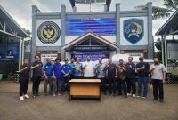 Lapas Sukamiskin secara resmi menyerahkan dua unit body kasko speedboat berbahan fiberglass berukuran enam meter kepada PT Sriwijaya Fiber Boat