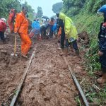Gangguan Perjalanan di Petak Jalan Purwakarta-Ciganea,KAI Daop 2 Bandung Minta Maaf Atas Keterlambatan Perjalanan Kereta