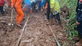 KAI Daop 2 Bandung mohon maaf atas keterlambatan sejumlah perjalanan KA akibat gangguan perjalanan di Petak Jalan Purwakarta–Ciganea.