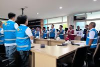 Dalam rangka memperingati Bulan Keselamatan dan Kesehatan Kerja (K3) Nasional, PT PLN (Persero) Unit Pelaksana Pelayanan Pelanggan (UP3) Majalaya menggelar apel pasukan dan pemeriksaan peralatan pelayanan teknik (yantek) di Baleendah, Kabupaten Bandung, Selasa (21/1/2026).