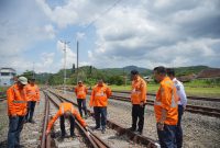 KAI Daop 2 Bandung pastikan keselamatan perjalanan dan pelayanan penumpang terjamin dengan baik.