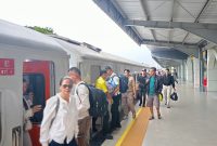 Suasana di Stasiun Cimahi pada masa Angkutan Lebaran 2026.