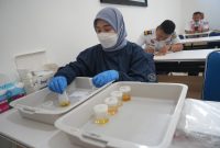 KAI Daop 2 Bandung bersama BNN Provinsi Jawa Barat lakukan sidak petugas pada Angkutan Lebaran 2026, seluruh petugas dinyatakan bebas narkoba da siap layani pelanggan .