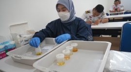 KAI Daop 2 Bandung bersama BNN Provinsi Jawa Barat lakukan sidak petugas pada Angkutan Lebaran 2026, seluruh petugas dinyatakan bebas narkoba da siap layani pelanggan .