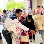 Relawan Komunitas Railfans dan Pramuka Rela Tinggalkan Libur Lebaran demi Layani Pelanggan di Wilayah Daop 2 Bandung