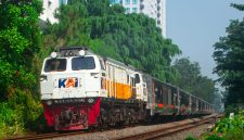 PT Kereta Api Indonesia (Persero) kembali menghadirkan inovasi layanan transportasi baru dengan meluncurkan Kereta Api (KA) Sangkuriang relasi Bandung – Ketapang Banyuwangi.