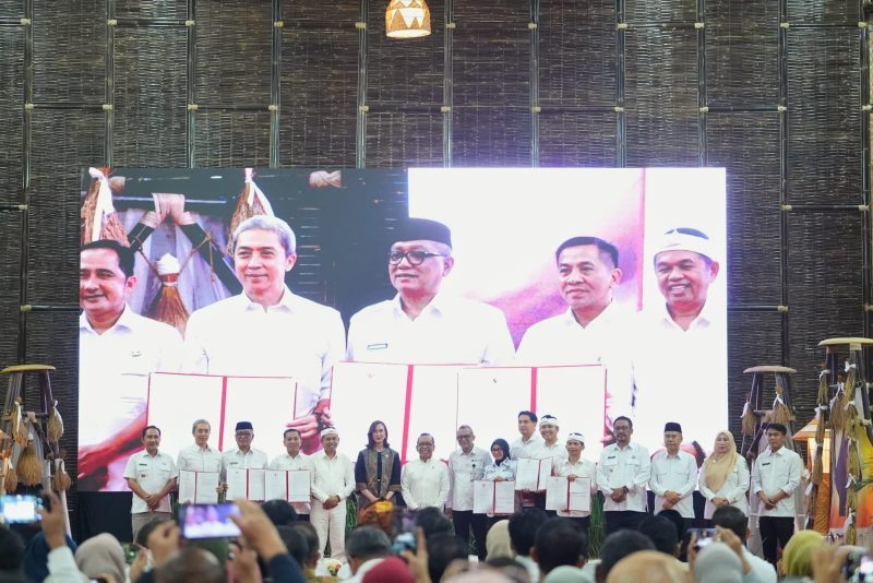 Menteri Koordinator Bidang Pembangunan Manusia dan Kebudayaan (PMK) Pratikno, Menteri Pariwisata Widianti Putri Wardhana dan Gubernur Jawa Barat Dedi Mulyadi memulai aksi nyata merevitalisasi pendidikan vokasi dan menyelenggarakan pelatihan vokasi di Jabar.