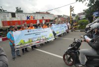 KAI Daop 2 Bandung himbau masyarakat disiplin berlalu lintas di perlintasan sebidang demi keselamatan bersama.