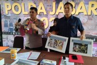 Direktorat Reserse Kriminal Khusus (Ditkrimsus) Polda Jawa Barat mengungkap praktik tambang dan pengolahan emas ilegal di Bukit Pongkor Kecamatan Nanggung dan Kecamatan Leuwiliang kabupaten Bogor.