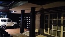 Rumah kediaman Wakil DPRD Jabar Ono Surono di kawasan Kel.Gumuruh, Kec.Batununggal, Kota Bandung.