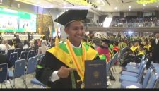 Gelandang Persib Bandung Bechkam Putra raih gelar Sarjana di Universitas Jenderal Achmad.