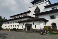 Gedung Sate, Kantor Pemerintahan Provinsi Jawa Barat.