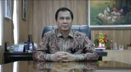 Direktur Utama RSHS, dr. Rachim Dinata Marsidi, Sp.B., Finac., M.Kes.,saat memberikan keterangan Pers (16/4/2026)