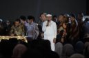 Gubernur Jawa Barat Dedi Mulyadi menghadiri Musyawarah Perencanaan Pembangunan (Musrenbang) RKPD Jawa Barat di Gedung Pakuan pada Rabu, 15 April 2026. 