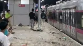 PT Kereta Api Indonesia (Persero) menyampaikan telah terjadi insiden operasional atau tabrakan di wilayah Stasiun Bekasi Timur, Daerah Operasi 1 Jakarta, yang berdampak pada perjalanan kereta api.