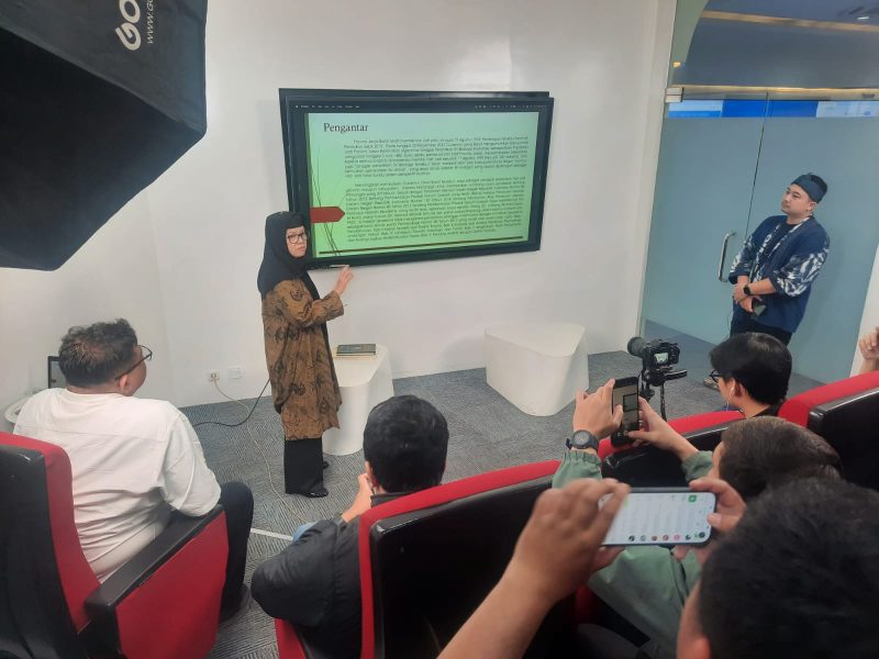 Pemerintah Provinsi (Pemprov) Jawa Barat (Jabar) secara resmi menetapkan 18 Mei sebagai Hari Tatar Sunda.