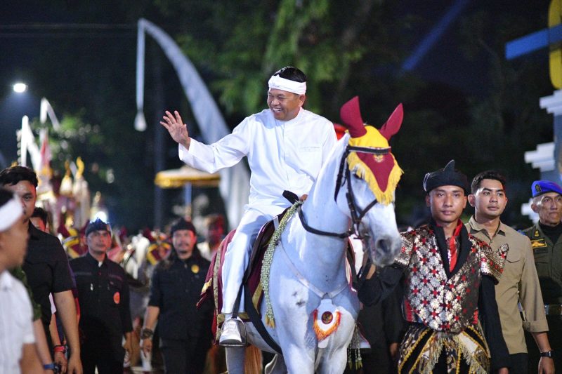 Dedi Mulyadi, Gubernur Jawa Barat.