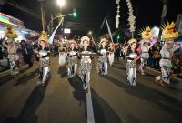 Kirab Budaya Napak Tilas Padjadjaran di Kabupaten Sumedang, Sabtu malam (2/5/2026). 
